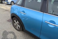 宝塚市　ミニ　　　　　　　　　　　　　　　　　　　　　　右リヤドア修理